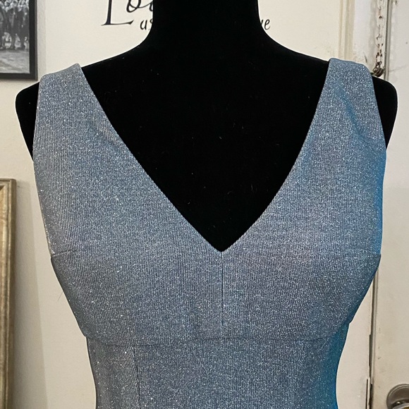 Sparkle V-neck Silver & Blue Gown Mermaid skirt. - Picture 3 of 14